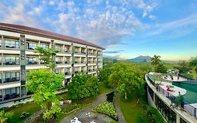 The Green Peak, Artotel Curated